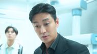 Ju Ji-hoon in Trauma Code: Heroes on Call | Image via Studio N